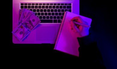 10 Online Income Hacks They Don’t Want You to Know,